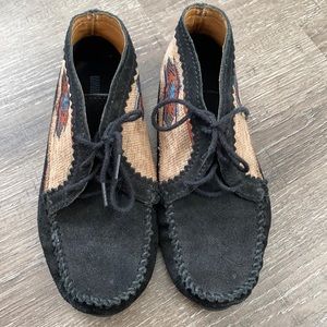 Minnetonka moccasins